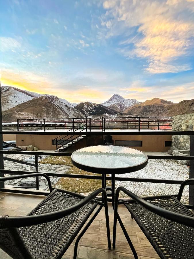 Hotel Belmonte Kazbegi Extérieur photo