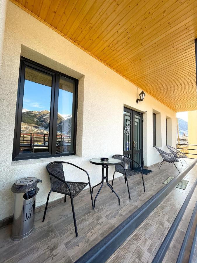 Hotel Belmonte Kazbegi Extérieur photo